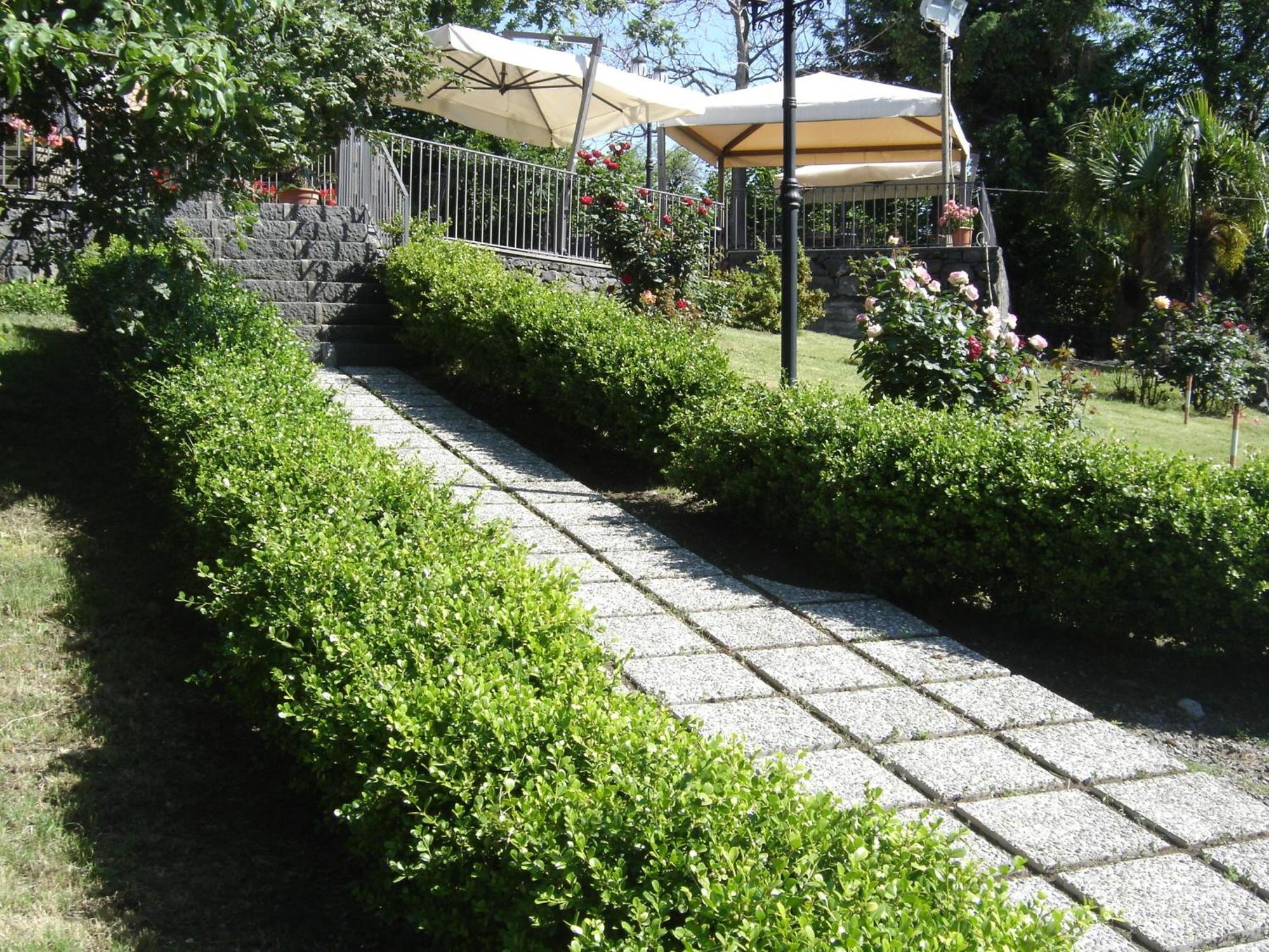 Ai Vecchi Crateri Guest House SantʼAlfio Exterior foto