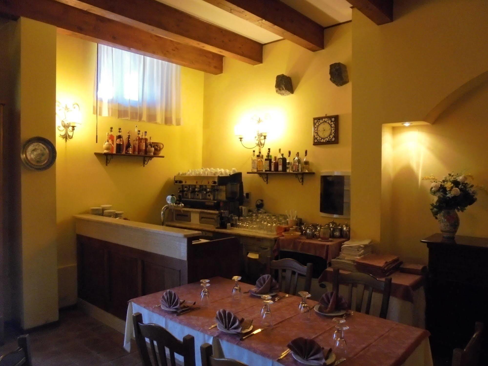Ai Vecchi Crateri Guest House SantʼAlfio Exterior foto